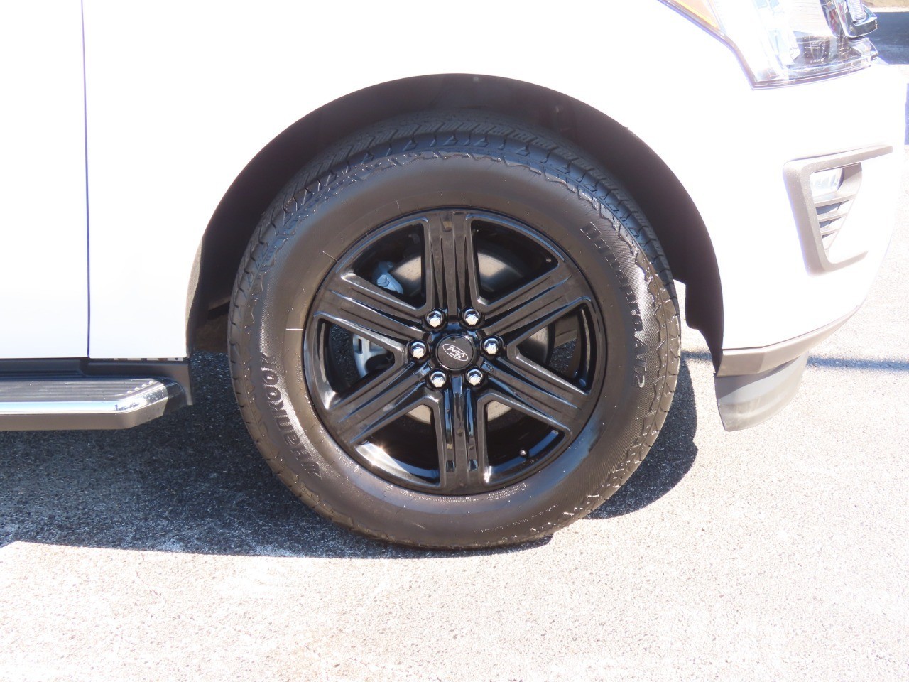 2021 Ford Expedition XLT Oxford White at Planet Ford