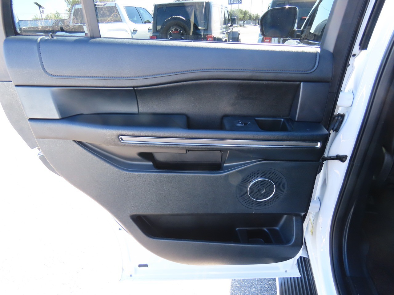 2021 Ford Expedition XLT Oxford White at Planet Ford