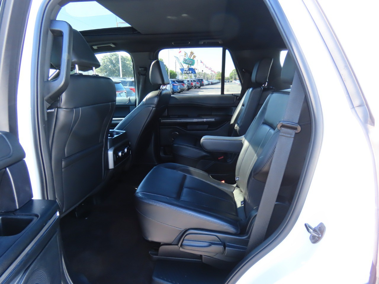 2021 Ford Expedition XLT Oxford White at Planet Ford