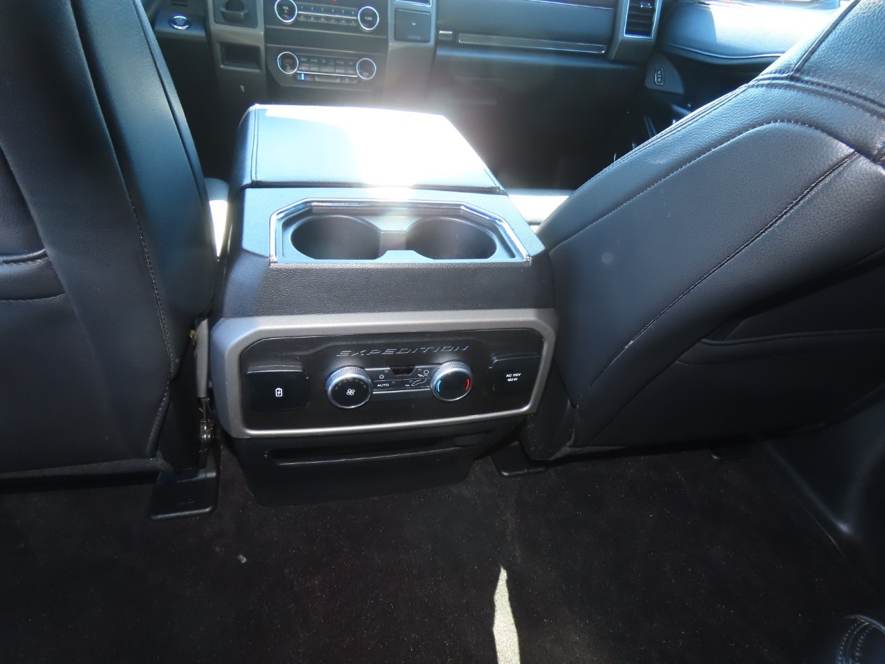 2021 Ford Expedition XLT Oxford White at Planet Ford