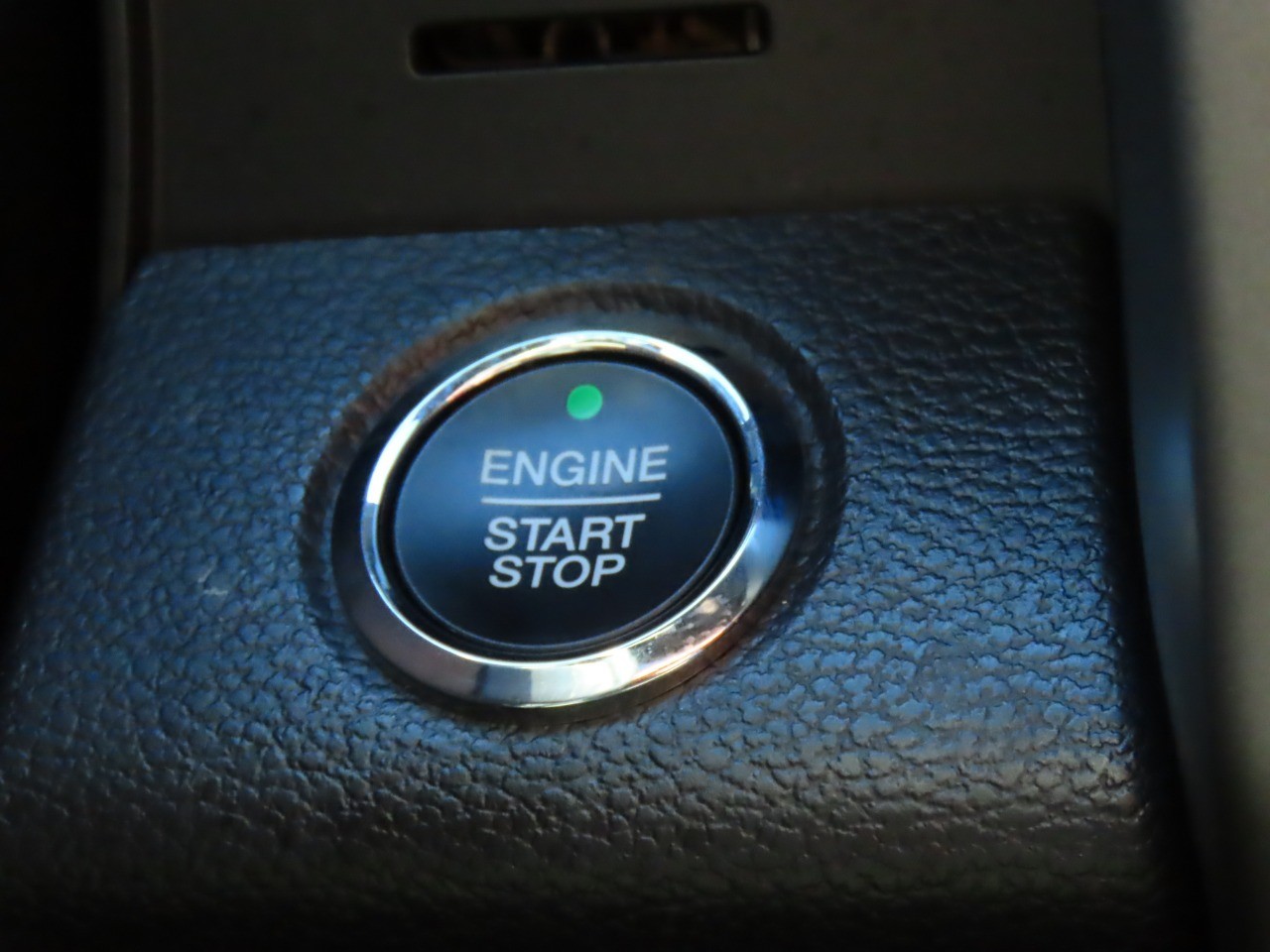 2021 Ford Expedition XLT Oxford White at Planet Ford