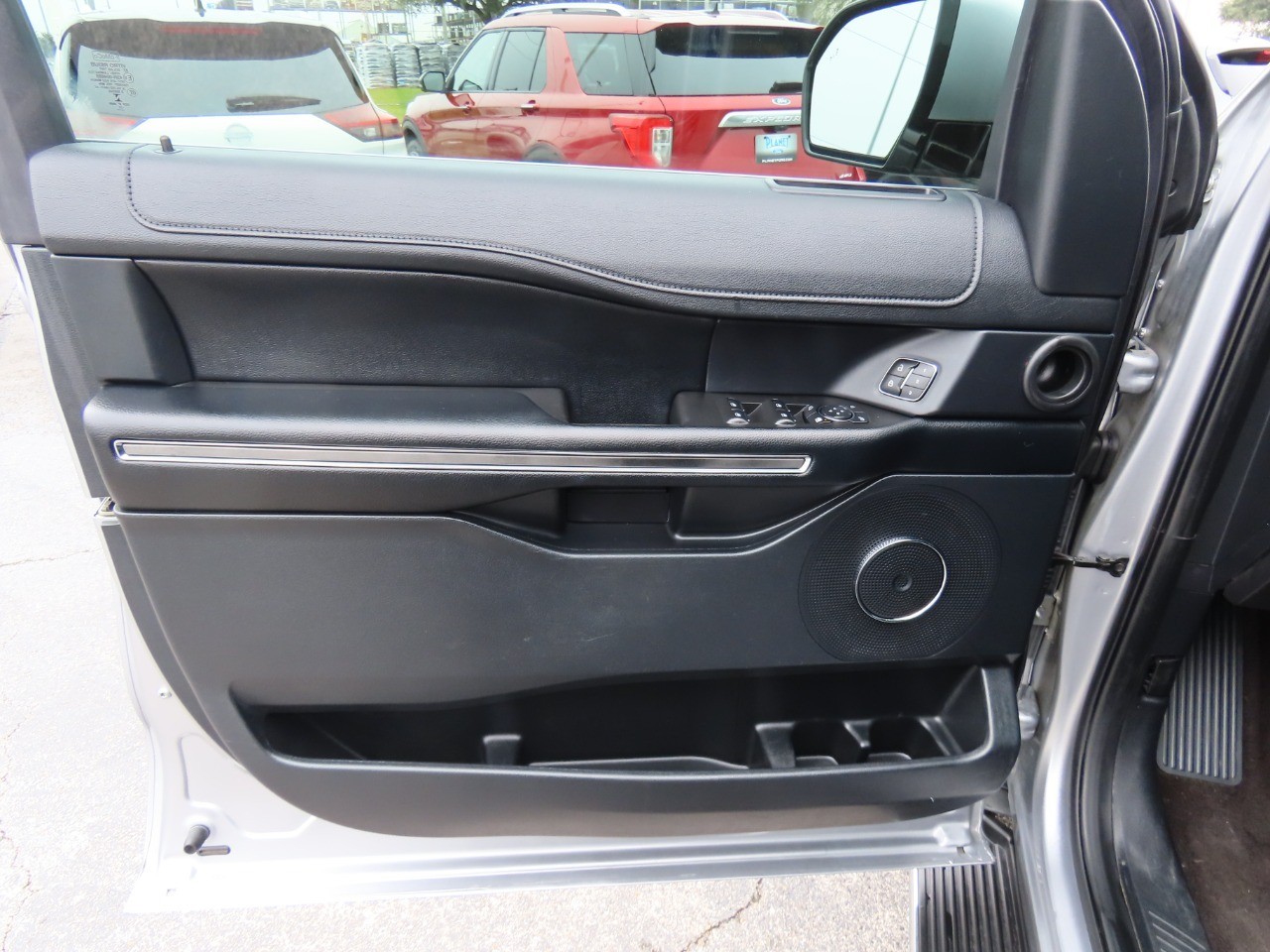 used 2021 Ford Expedition car, priced at $30,999