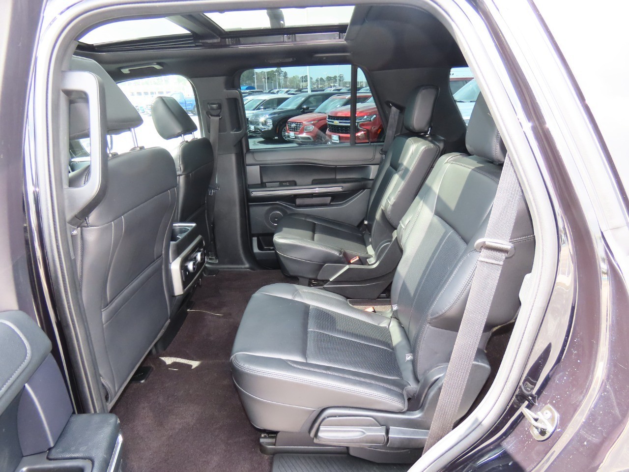 used 2021 Ford Expedition car, priced at $32,999