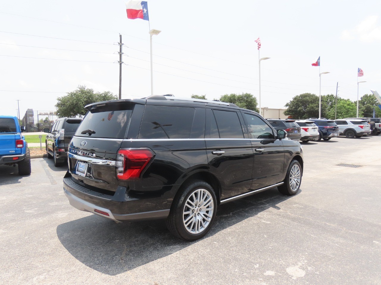 2024 Ford Expedition Limited Agate Black Metallic at Planet Ford