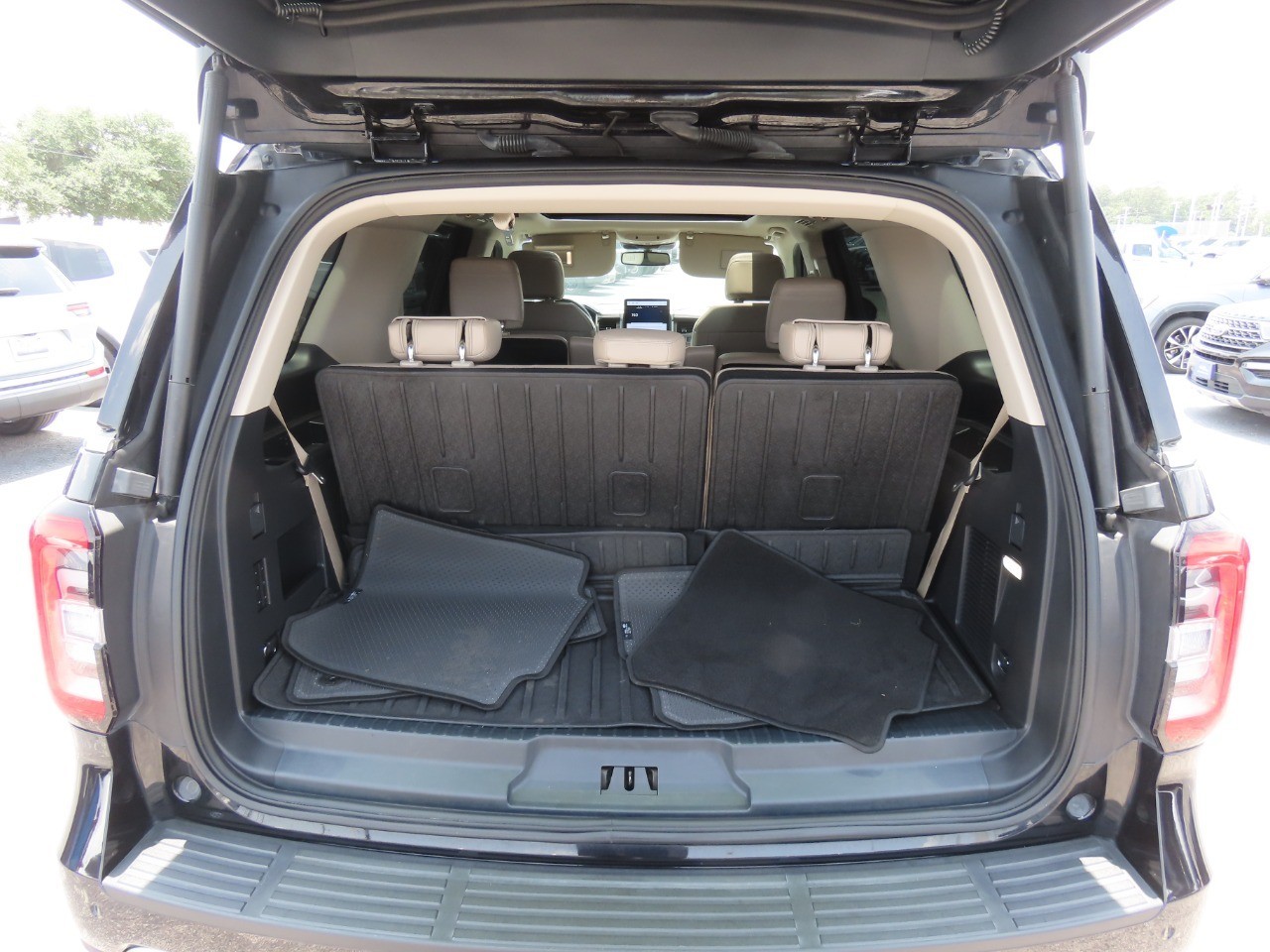 2024 Ford Expedition Limited Agate Black Metallic at Planet Ford