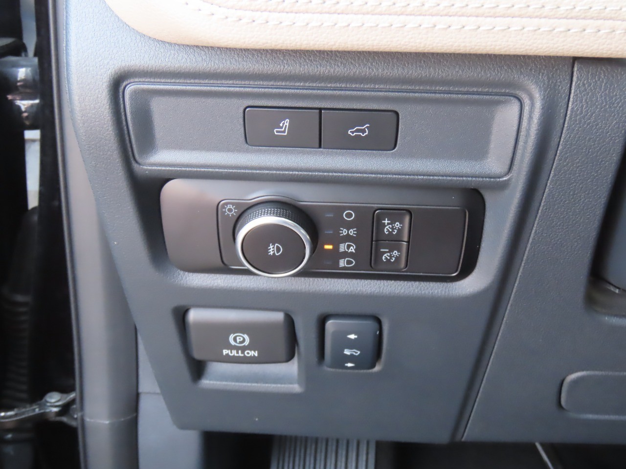 2024 Ford Expedition Limited Agate Black Metallic at Planet Ford