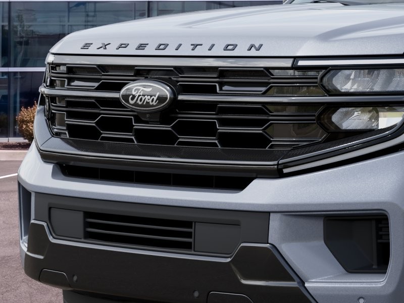 2027 Ford Expedition Platinum Glacier Gray Metallic Tri-Coat at Planet Ford