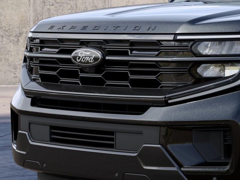 2027 Ford Expedition photo 13 of 16