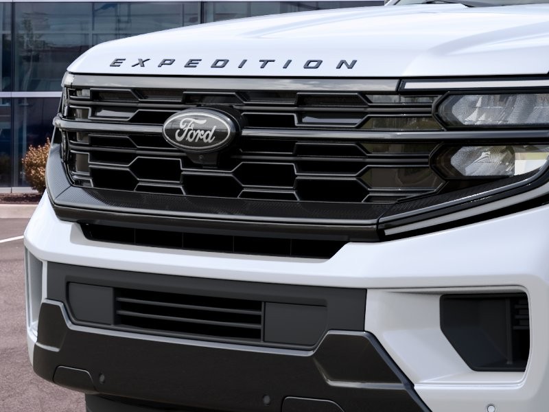 2027 Ford Expedition Platinum Star White Metallic Tri-Coat at Planet Ford