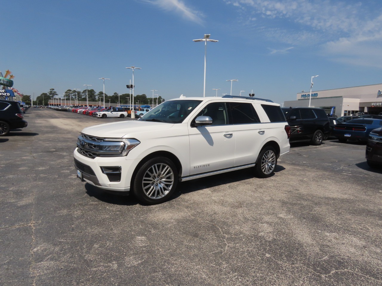 2022 Ford Expedition Platinum Star White at Planet Ford