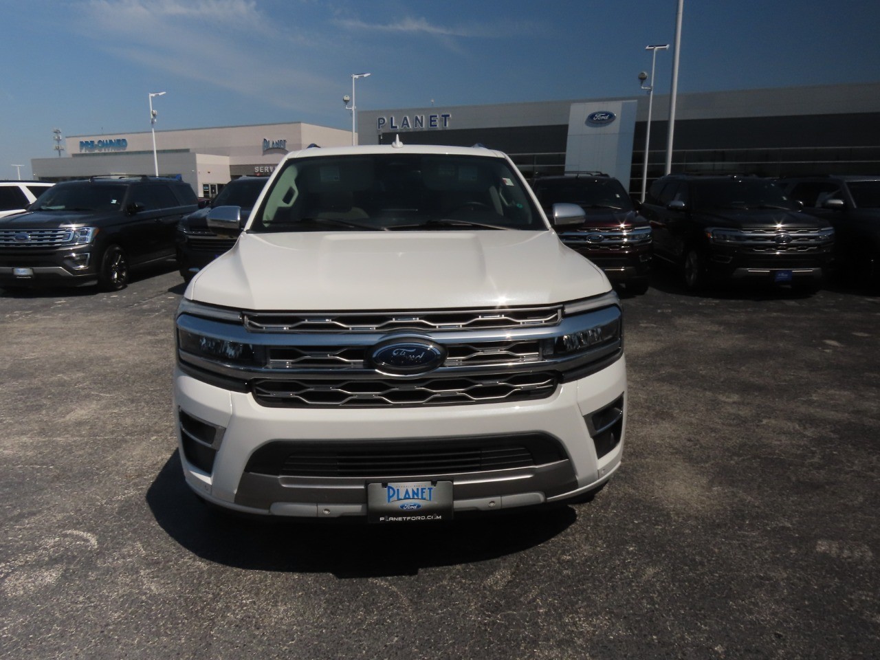 2022 Ford Expedition Platinum Star White at Planet Ford
