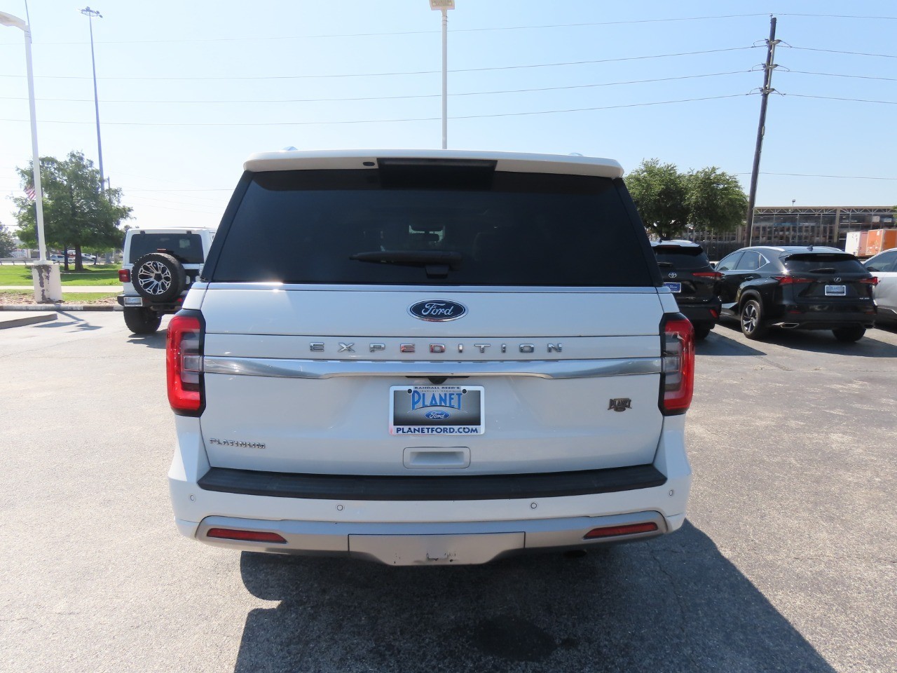 2022 Ford Expedition Platinum Star White at Planet Ford