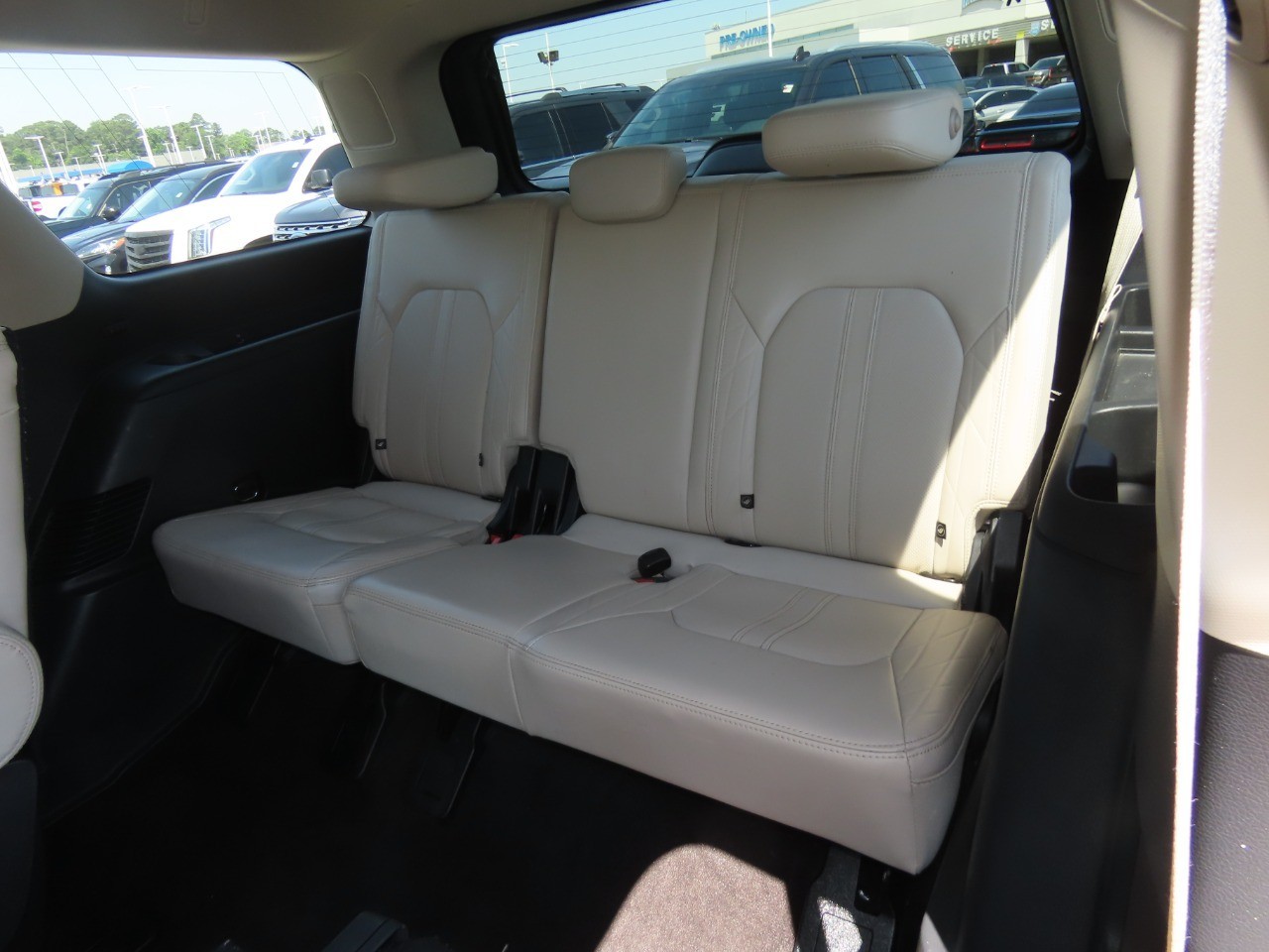 2022 Ford Expedition Platinum Star White at Planet Ford