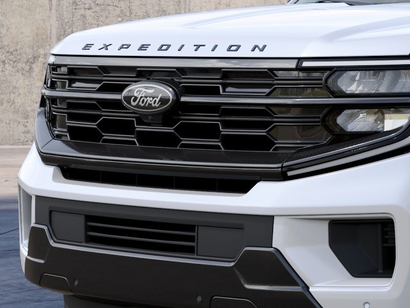 2027 Ford Expedition photo 13 of 16