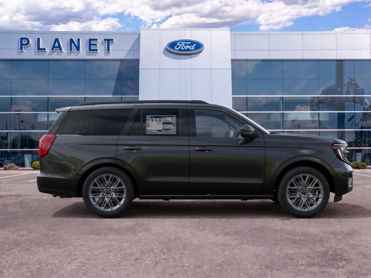 2027 Ford Expedition photo 6 of 25