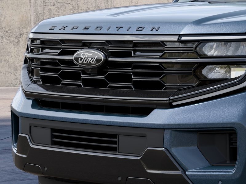 2027 Ford Expedition photo 13 of 16
