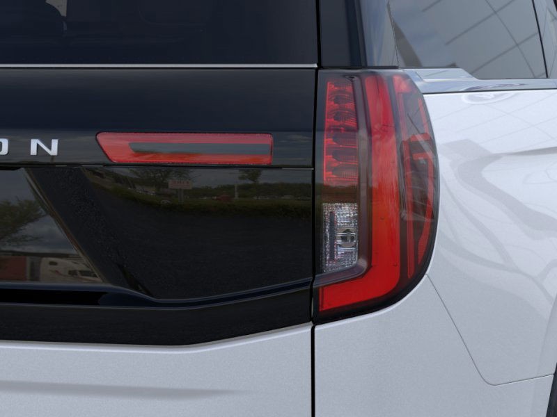 2025 Ford Expedition Platinum Star White Metallic Tri-Coat at Planet Ford