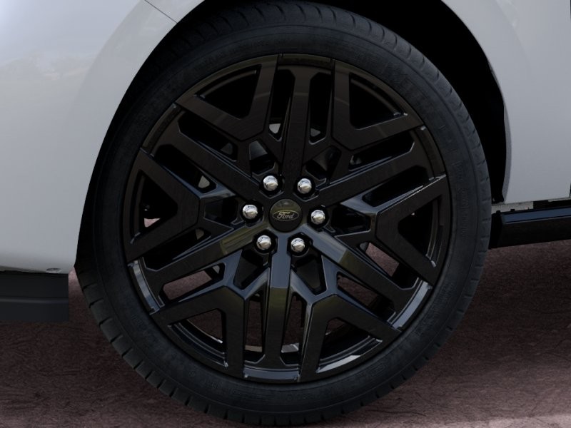 2027 Ford Expedition photo 21 of 25
