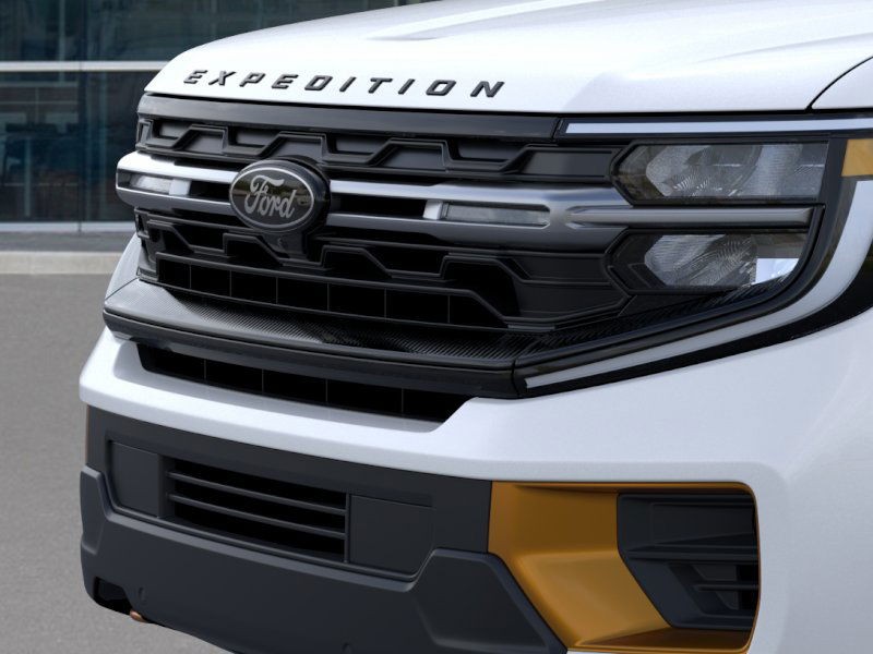 2026 Ford Expedition Tremor Star White Metallic Tri-Coat at Planet Ford