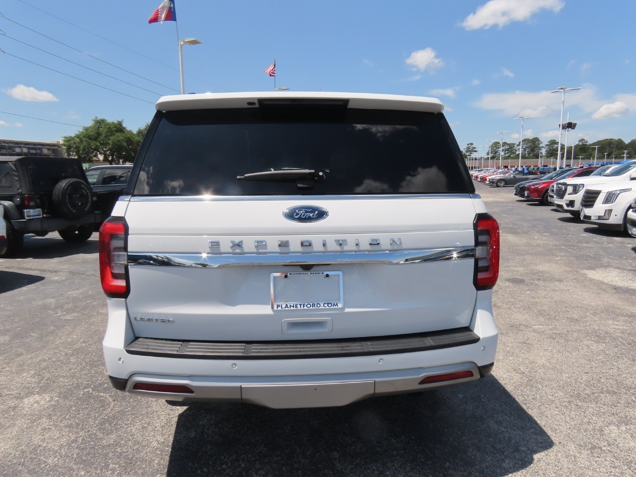 2024 Ford Expedition Limited Oxford White at Planet Ford