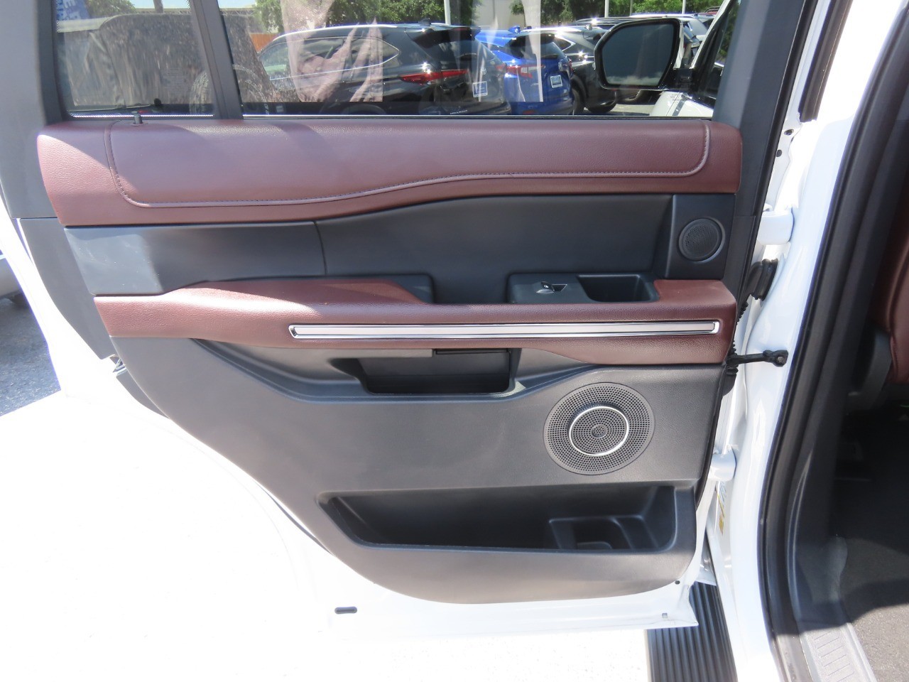 2024 Ford Expedition Limited Oxford White at Planet Ford