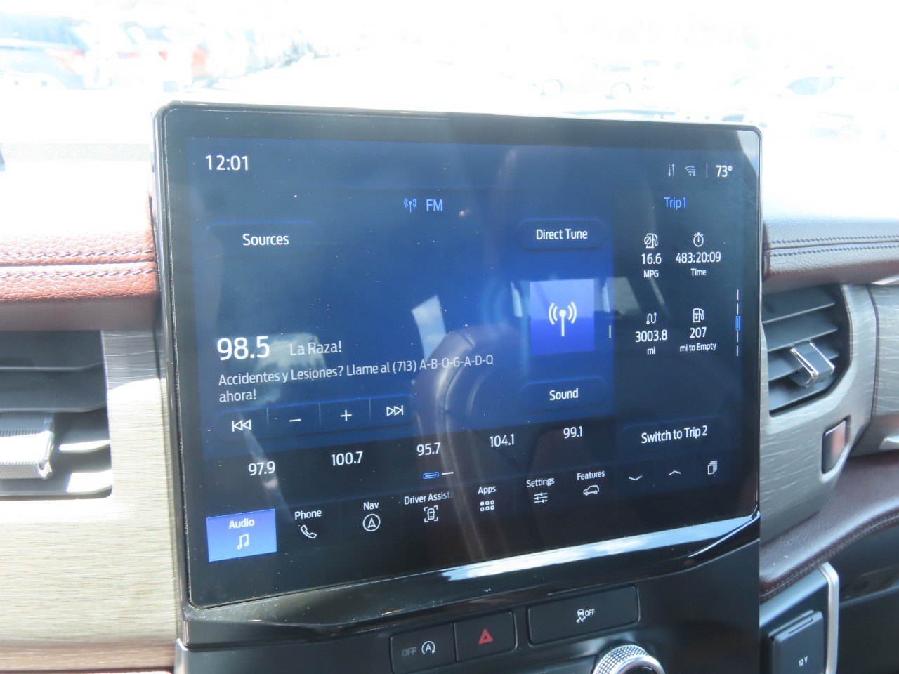 2024 Ford Expedition Limited Oxford White at Planet Ford