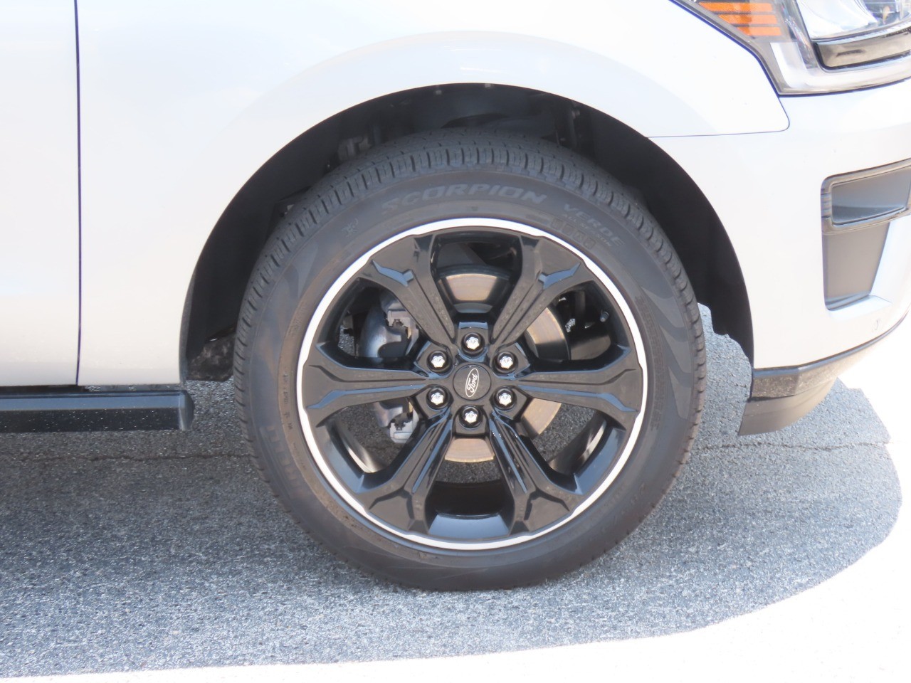 2024 Ford Expedition Limited - 6