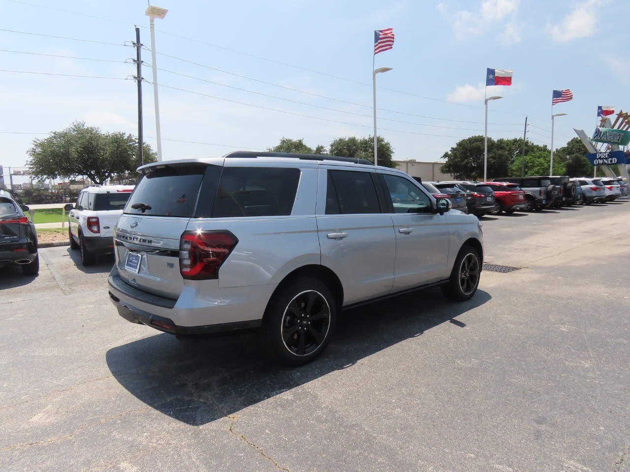 2024 Ford Expedition Limited - 8