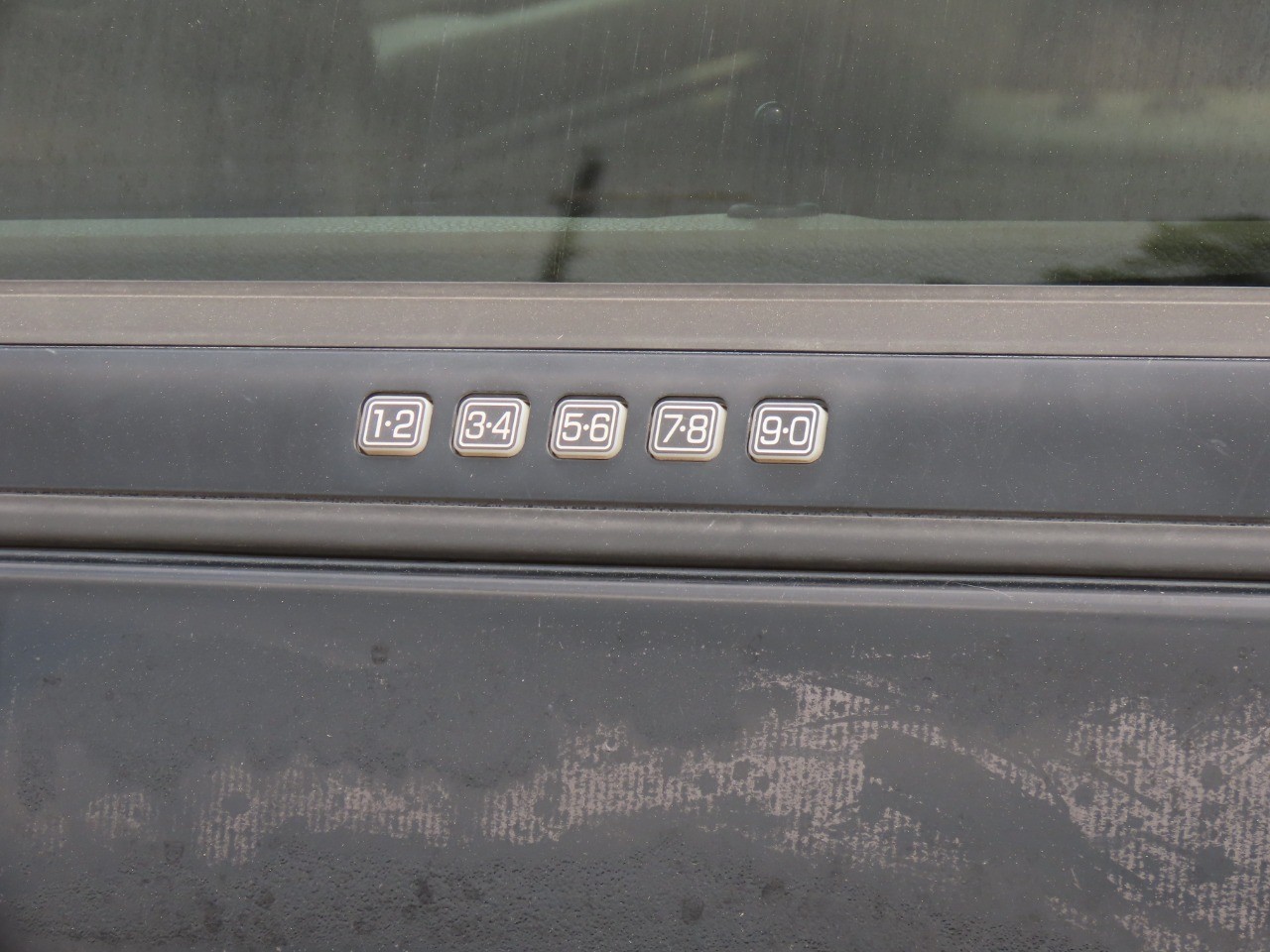 used 2005 Ford Expedition car, priced at $6,999