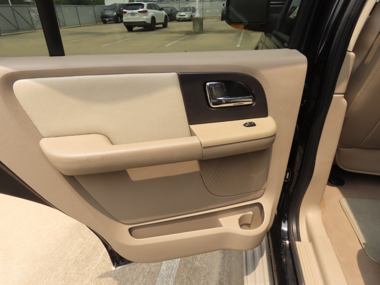 used 2005 Ford Expedition car, priced at $6,999