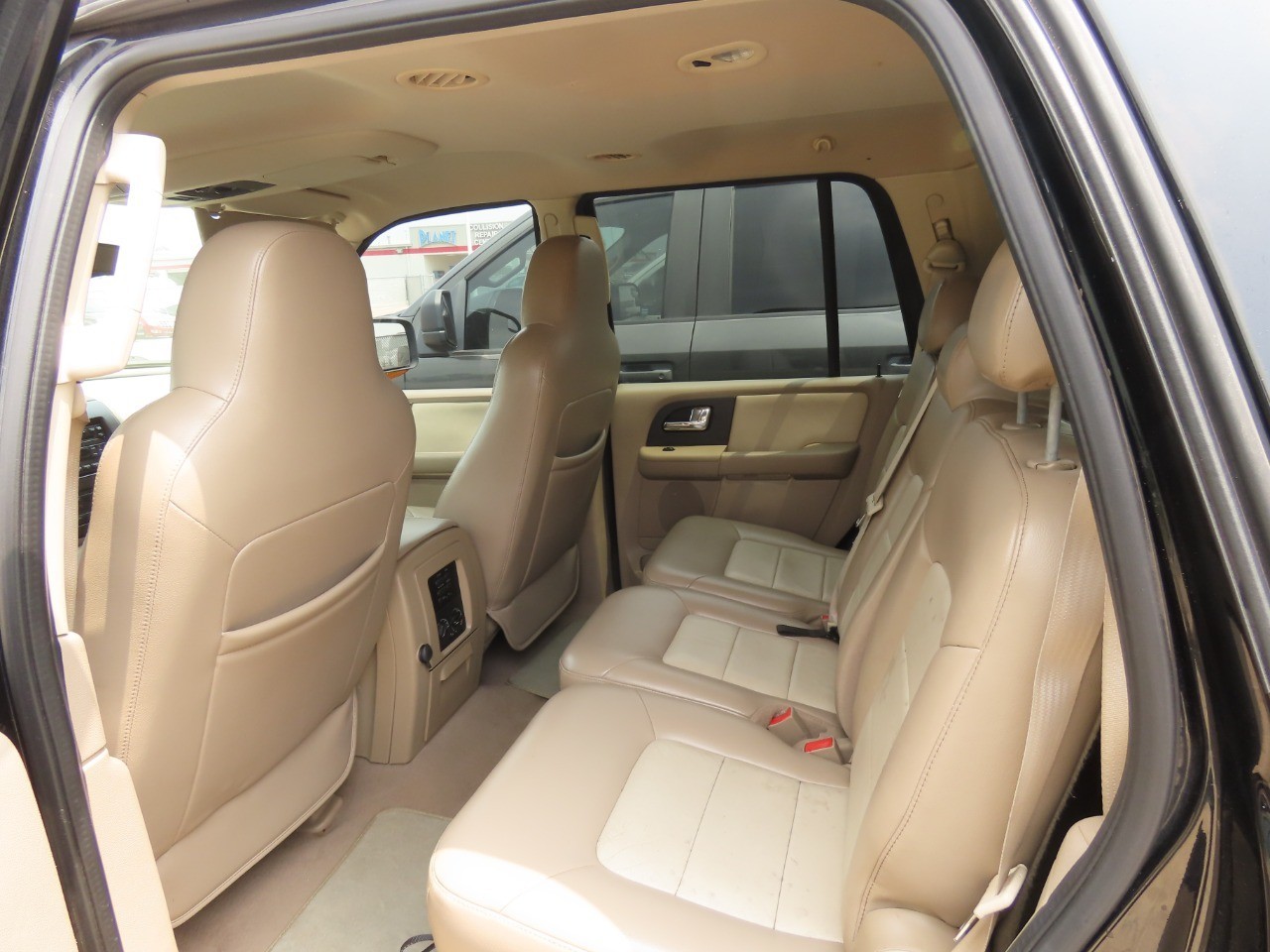 used 2005 Ford Expedition car, priced at $6,999