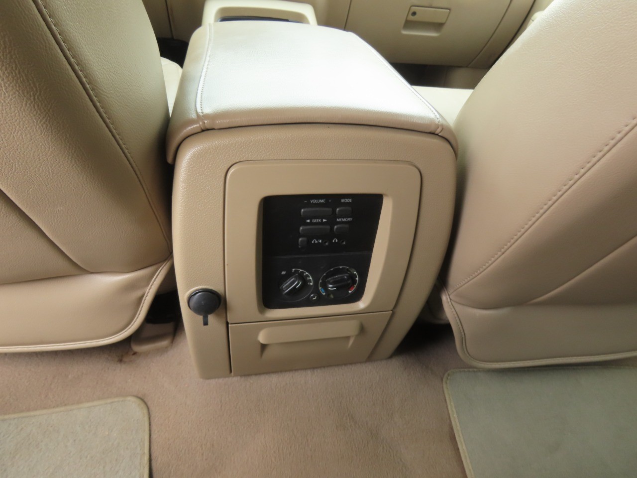 used 2005 Ford Expedition car, priced at $6,999