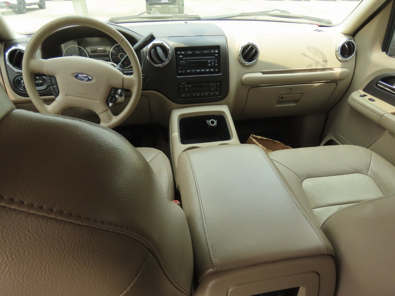 used 2005 Ford Expedition car, priced at $6,999