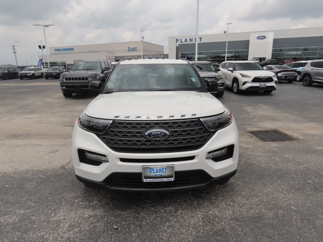 2023 Ford Explorer XLT Star White Metallic Tri-Coat at Planet Ford
