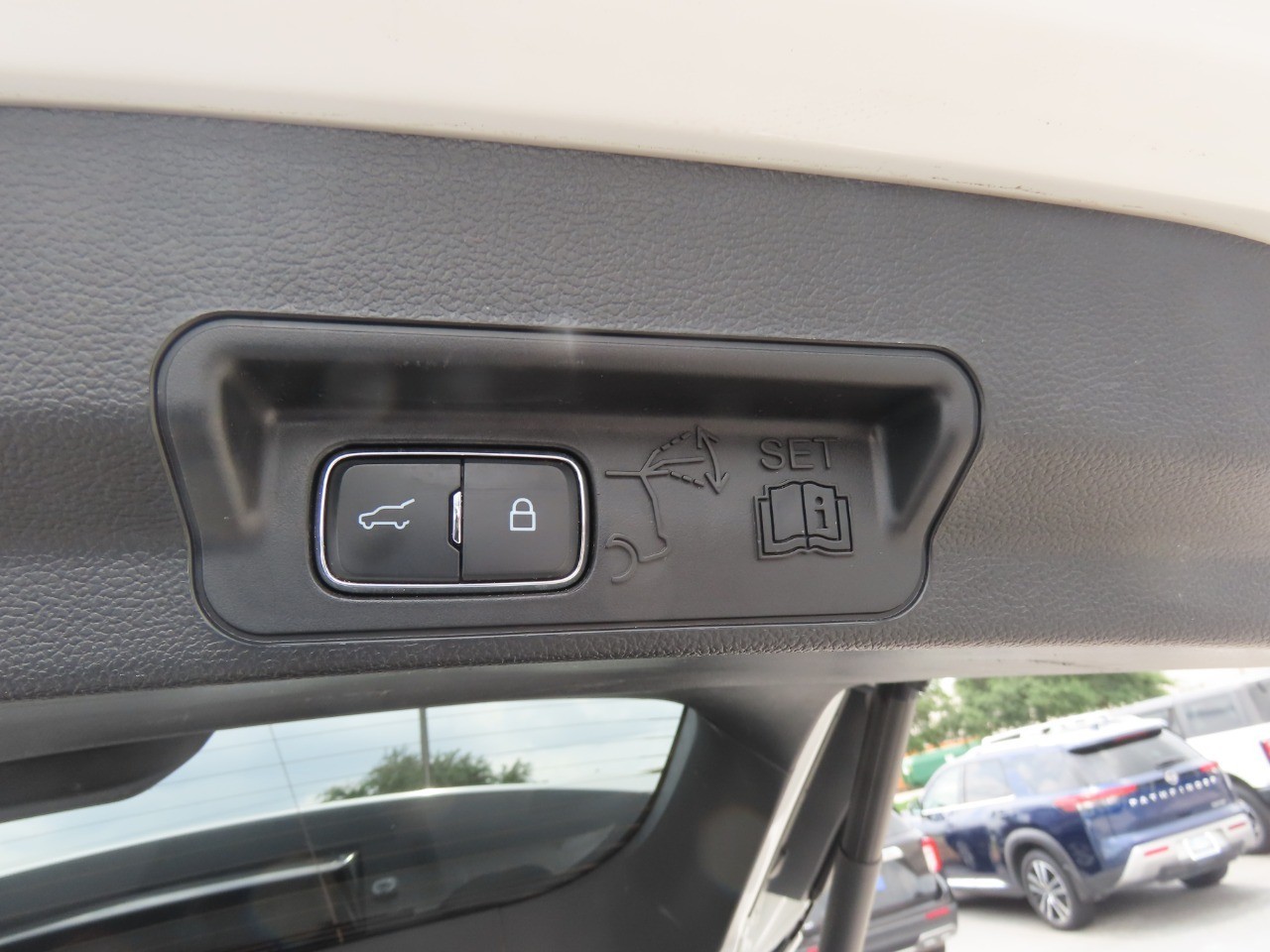 2023 Ford Explorer XLT Star White Metallic Tri-Coat at Planet Ford
