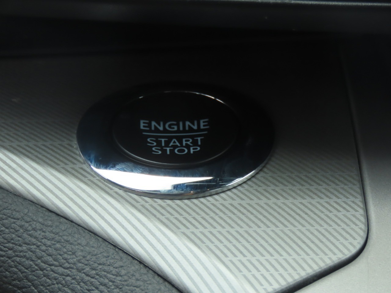 2023 Ford Explorer XLT Star White Metallic Tri-Coat at Planet Ford