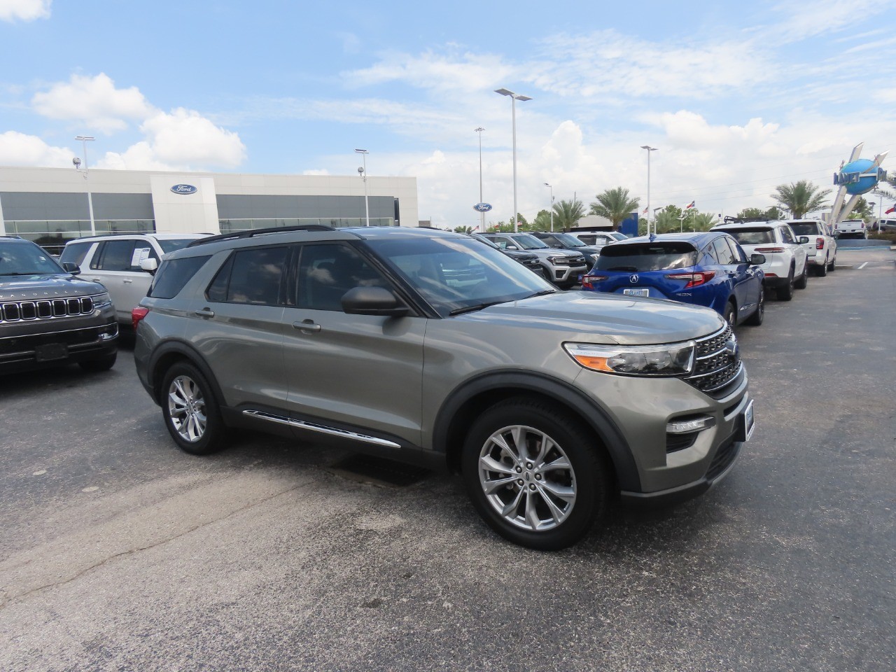 2020 Ford Explorer XLT - 6