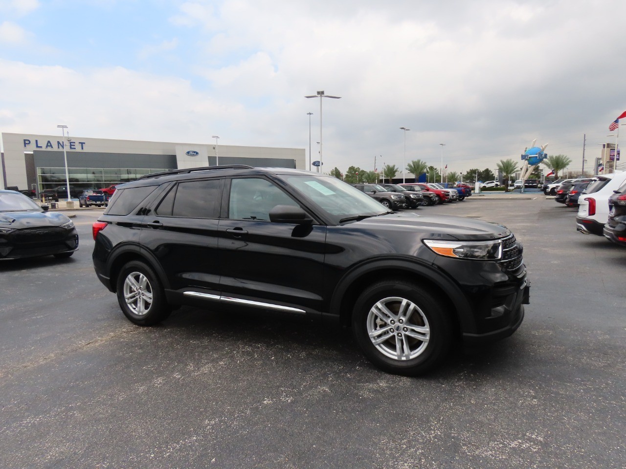 used 2024 Ford Explorer car, priced at $32,999