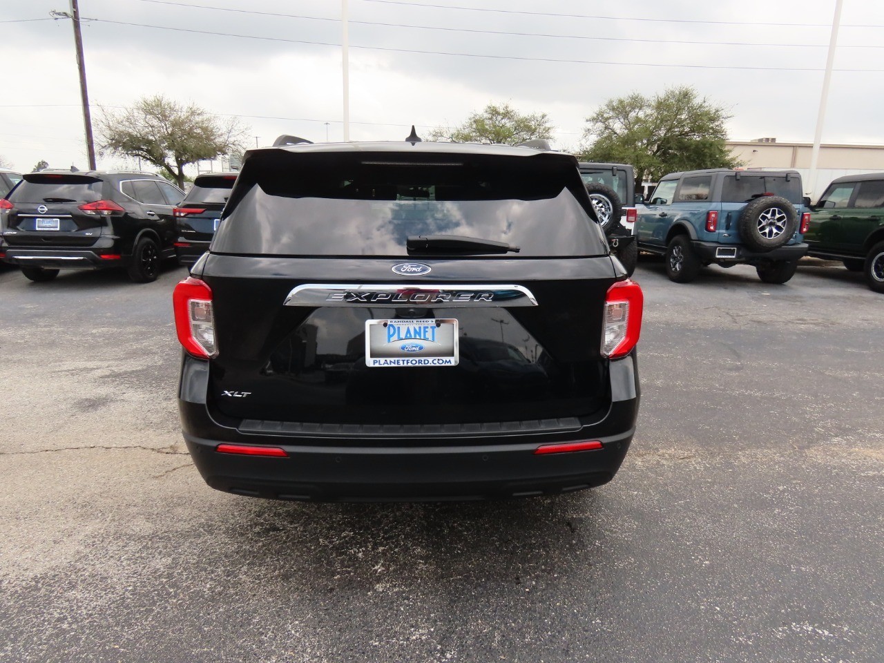 used 2024 Ford Explorer car, priced at $32,999