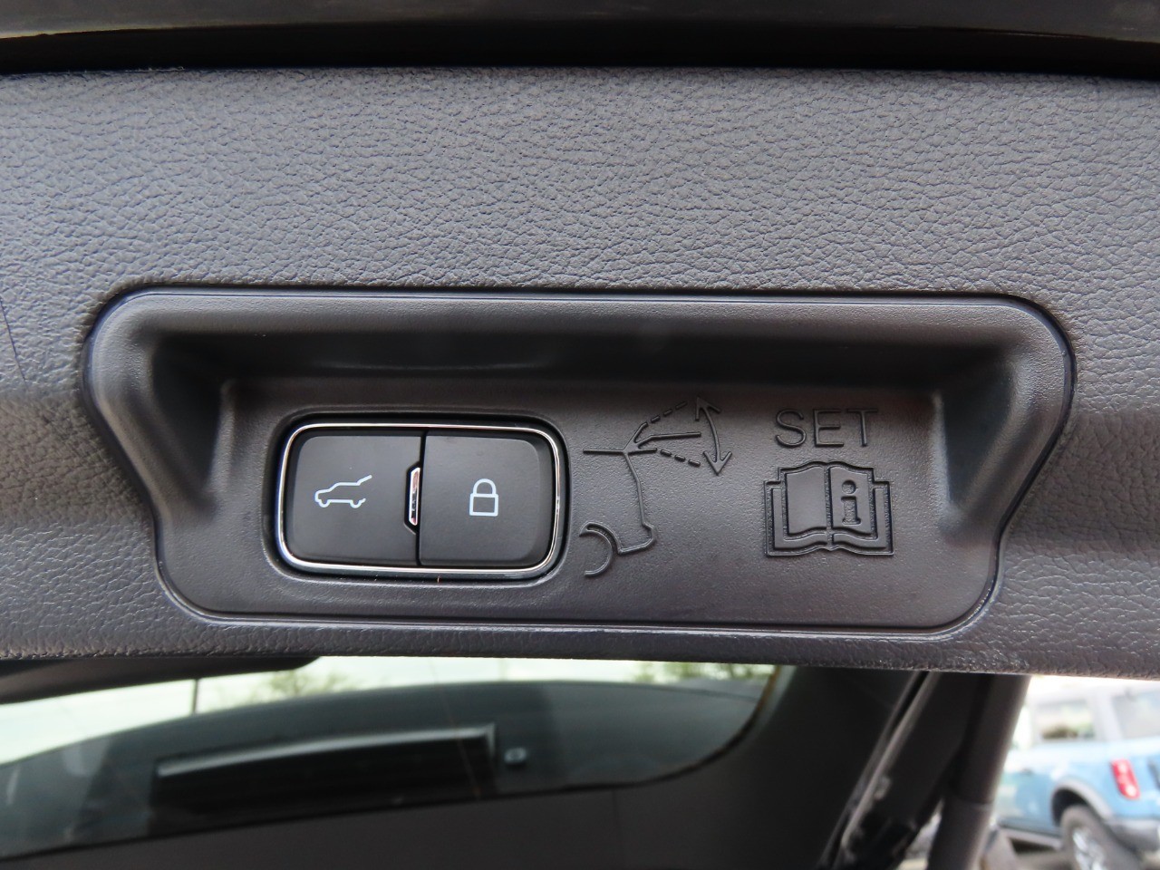 used 2024 Ford Explorer car, priced at $32,999