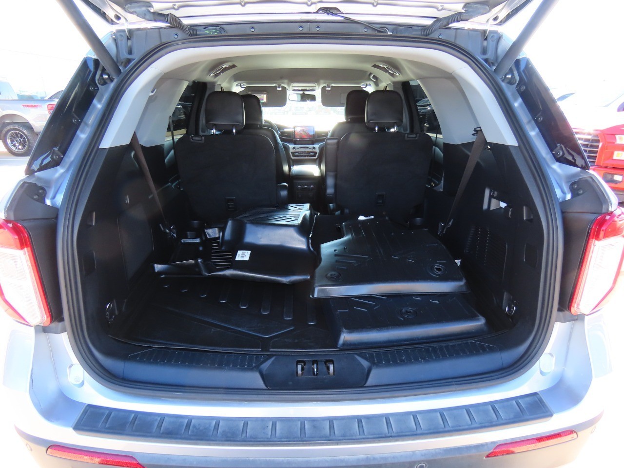 2022 Ford Explorer XLT Iconic Silver Metallic at Planet Ford