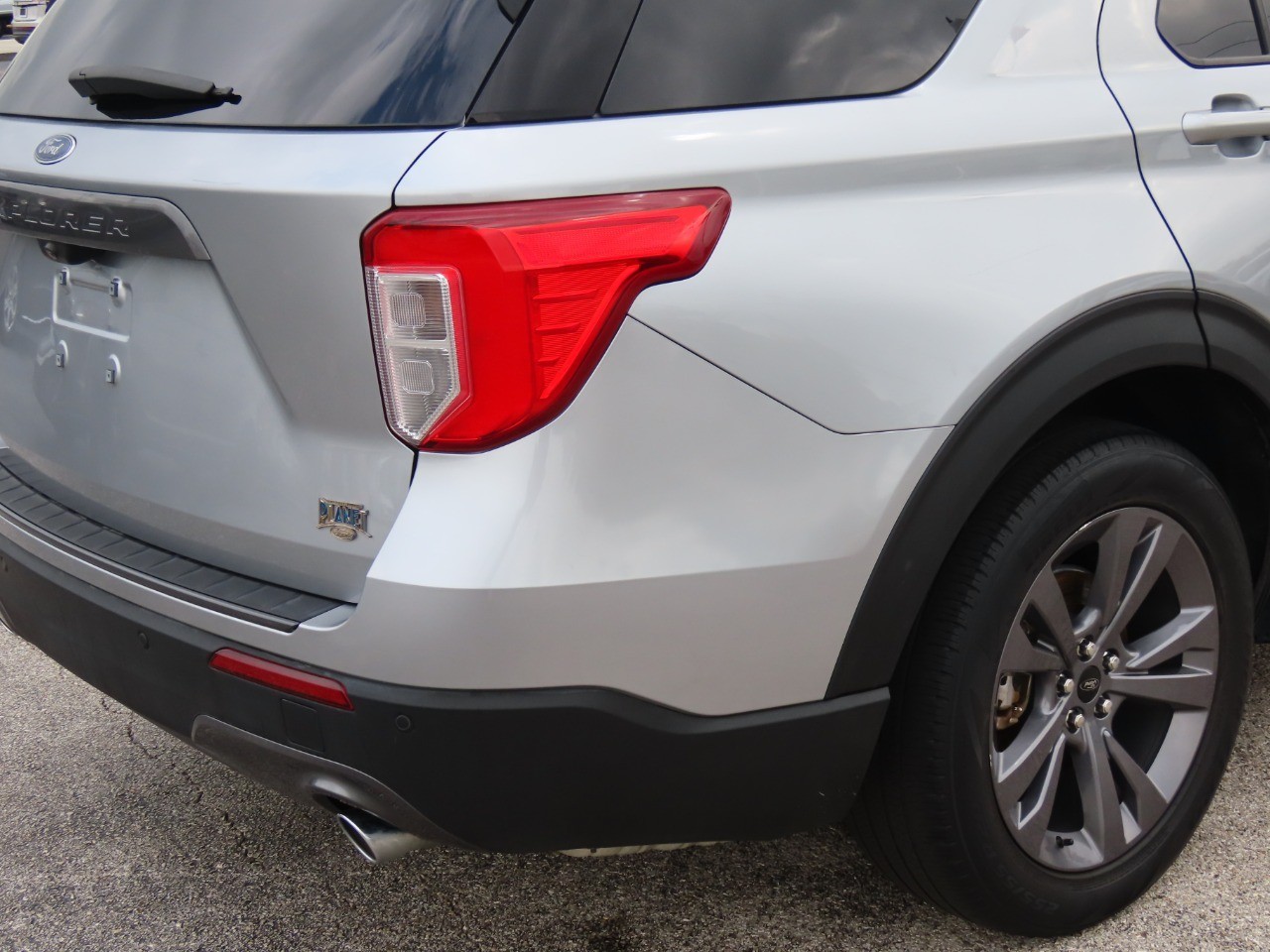 used 2023 Ford Explorer car, priced at $27,999