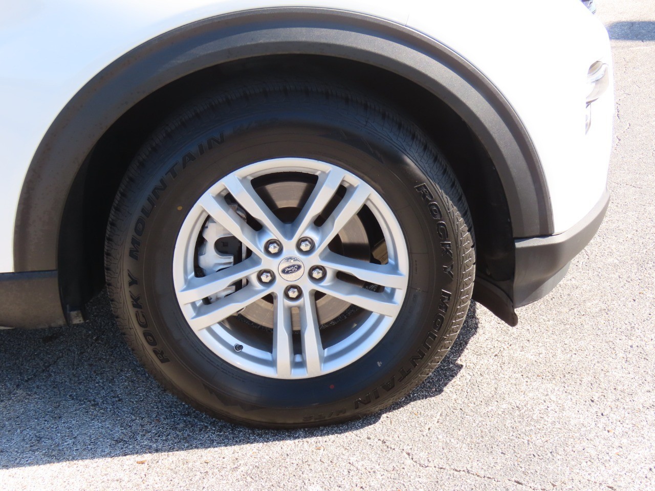 used 2023 Ford Explorer car, priced at $28,999