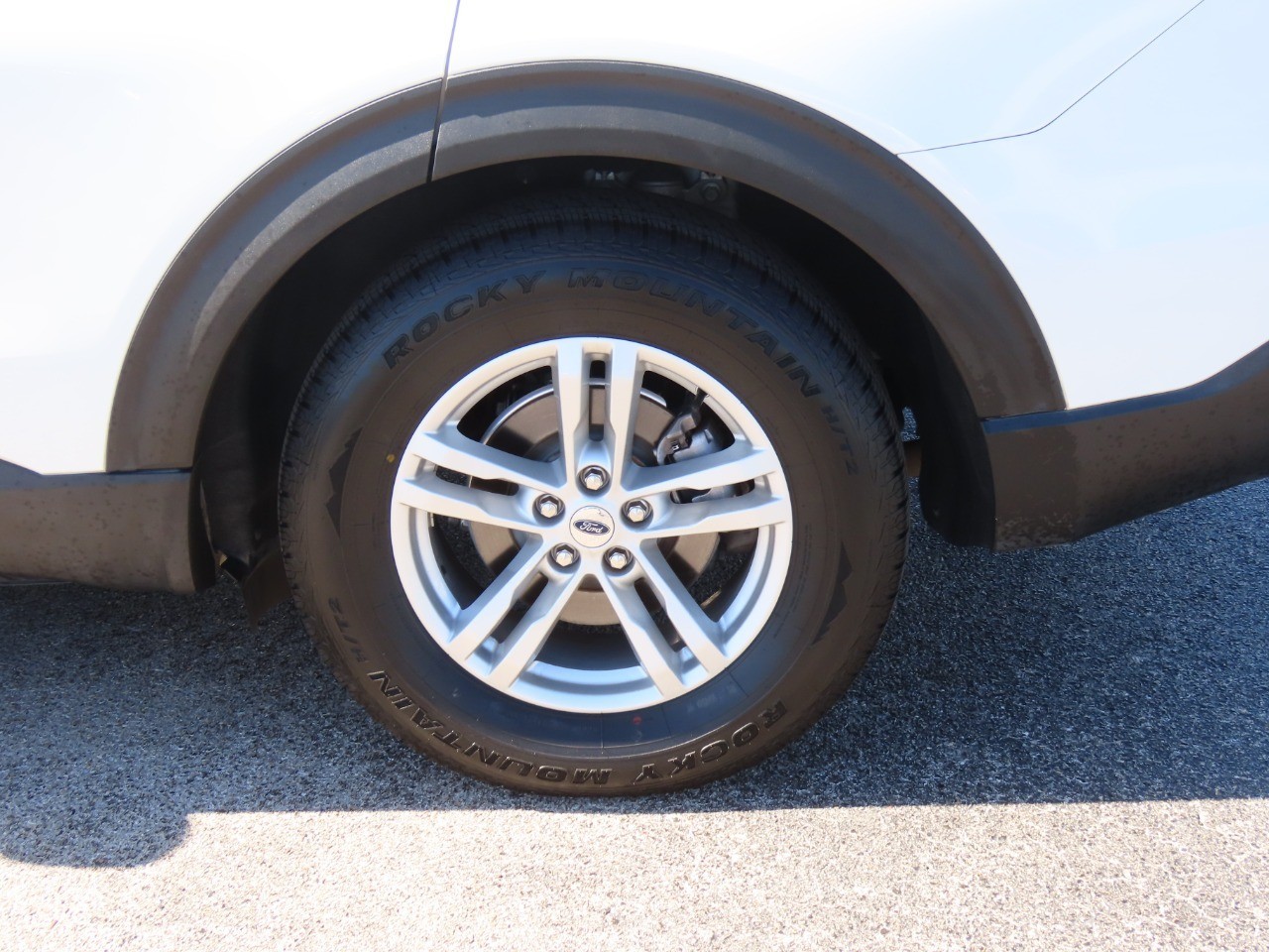 used 2023 Ford Explorer car, priced at $28,999