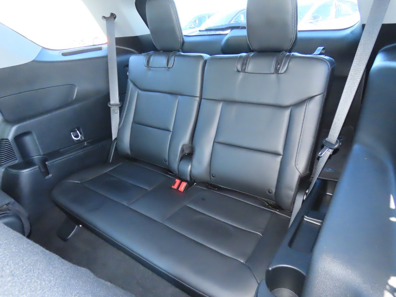 used 2023 Ford Explorer car, priced at $28,999