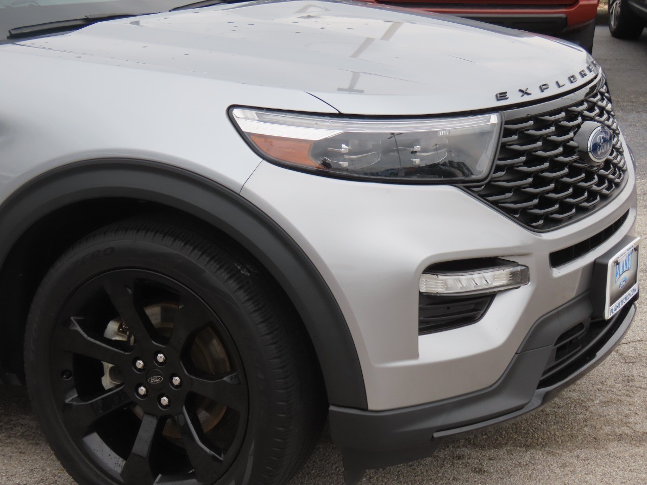 2023 Ford Explorer ST-Line - 5
