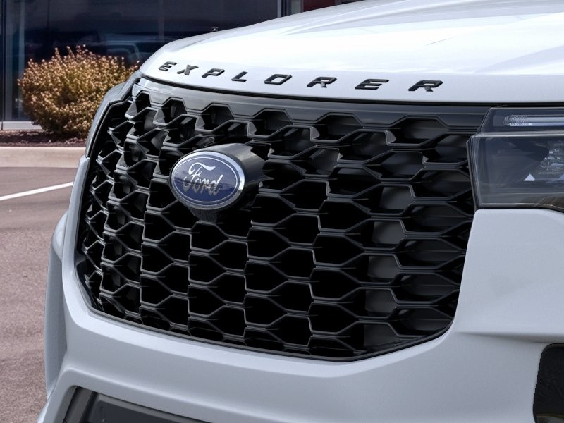 2026 Ford Explorer photo 19 of 25