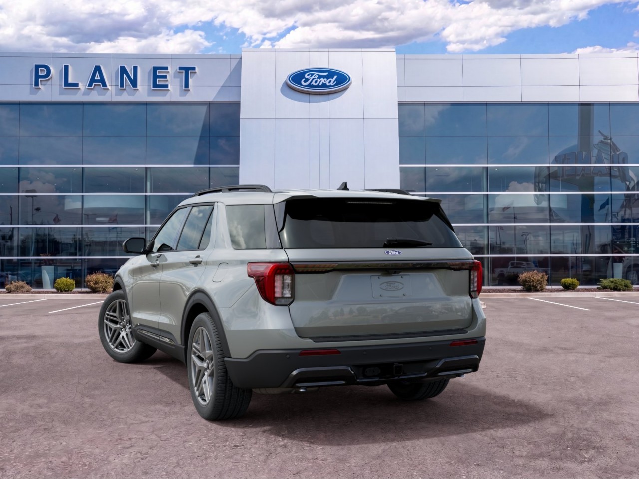 2027 Ford Explorer photo 10 of 25