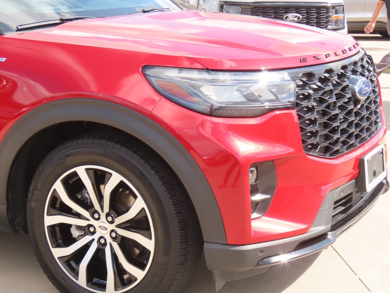 2025 Ford Explorer ST-Line - 5