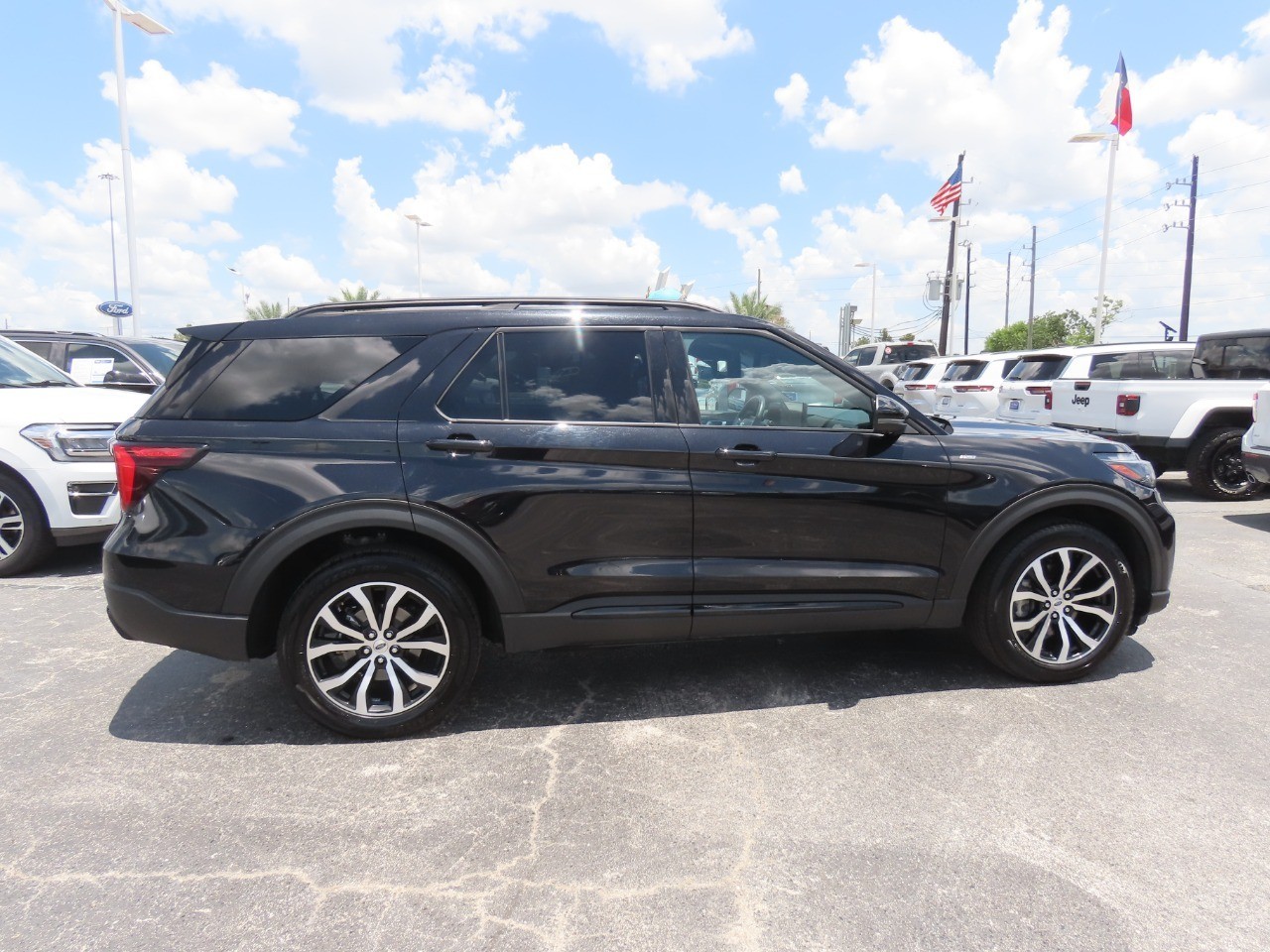 2025 Ford Explorer ST-Line Black at Planet Ford